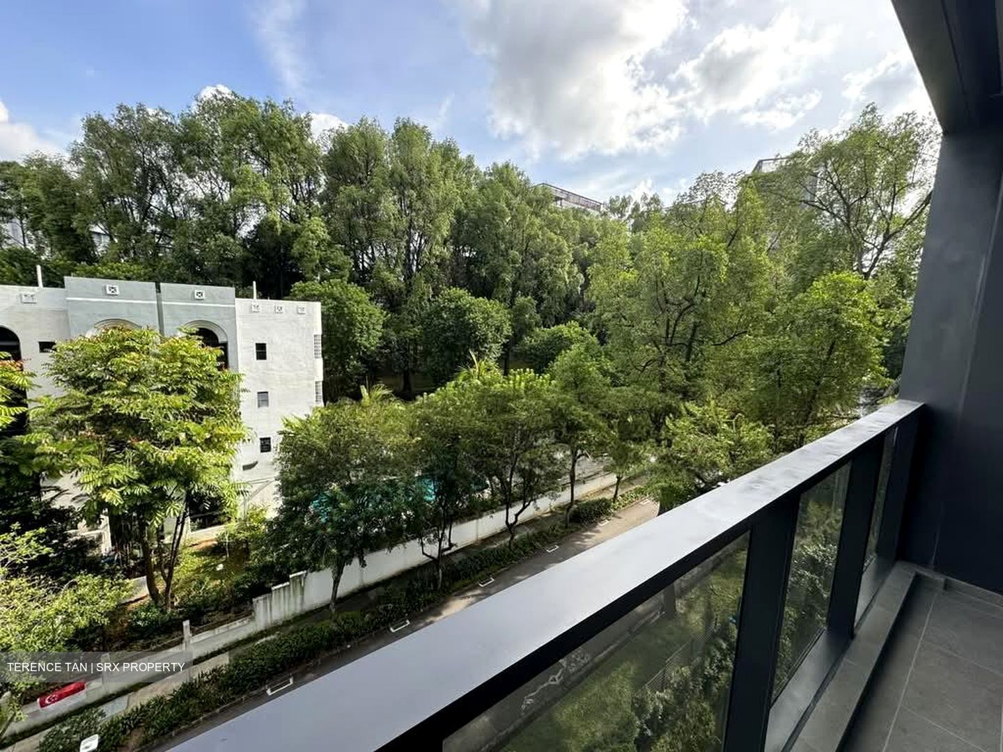 Hyll On Holland (D10), Condominium #531169931